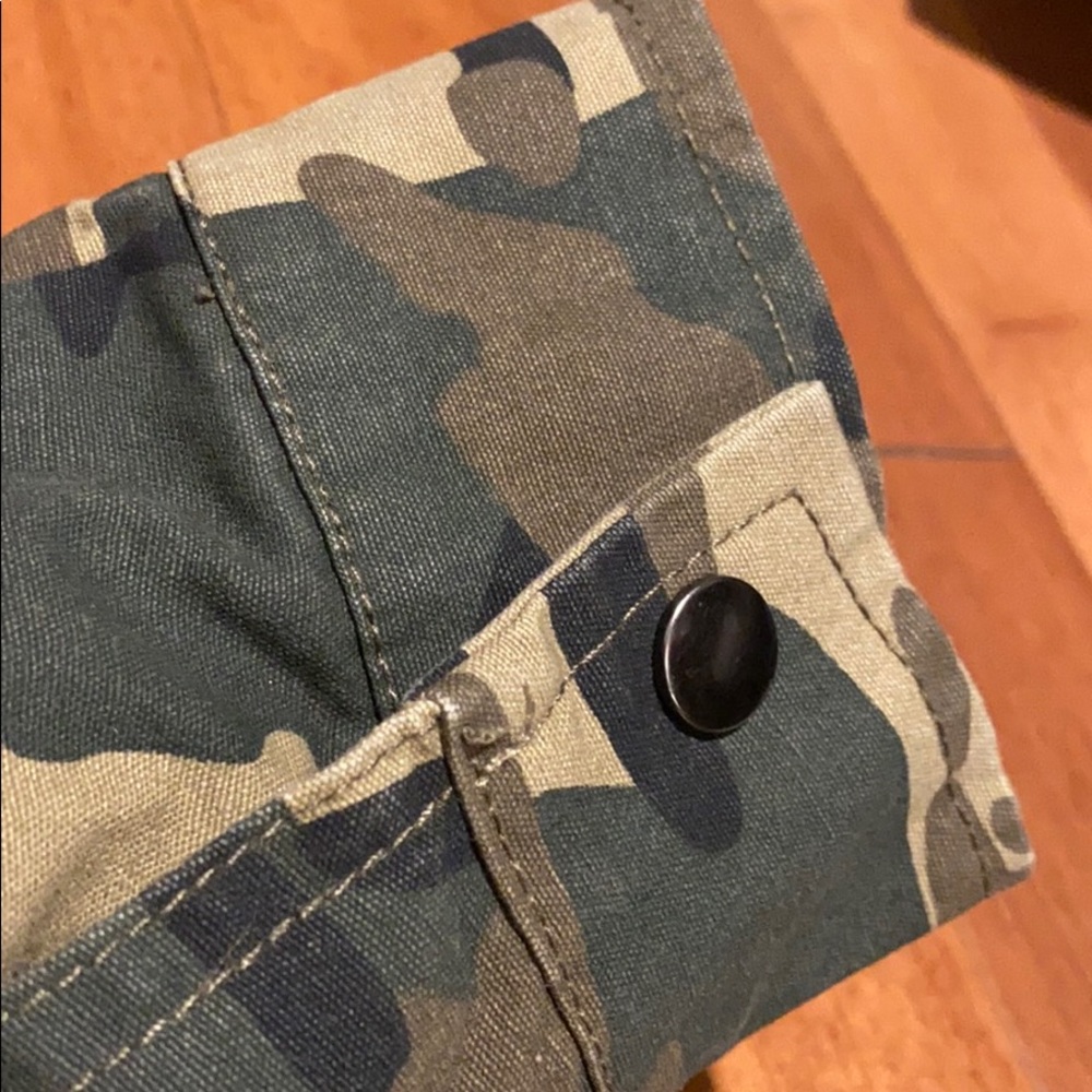 Jacket - Picture 3 of 4